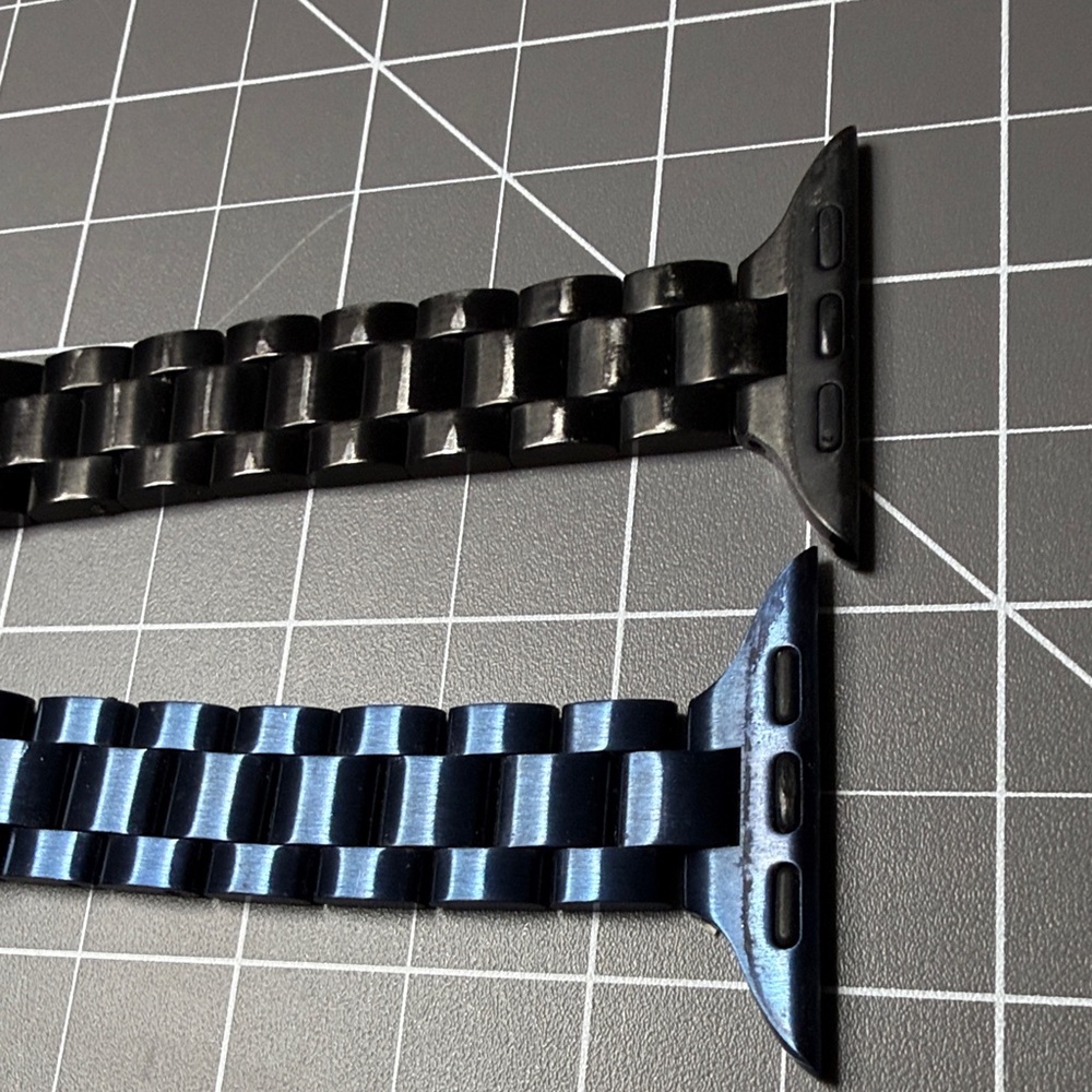 Apple Stainless Steel Link Watch Bands in Blue and Gunmetal - Picture 5 of 8